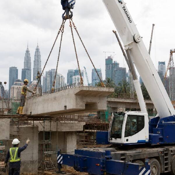 120-ton-mobile-crane-img-2