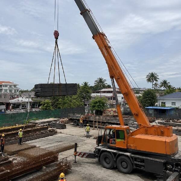 40-ton-mobile-crane-img-1