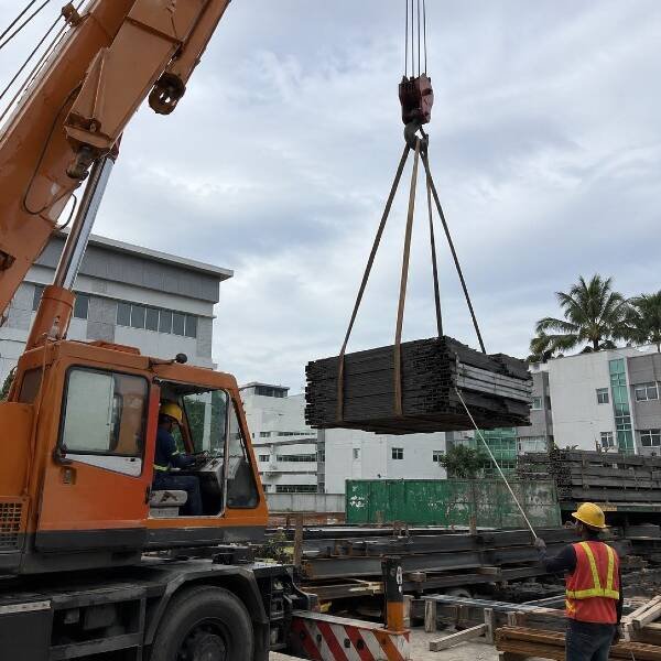 40-ton-mobile-crane-img-2