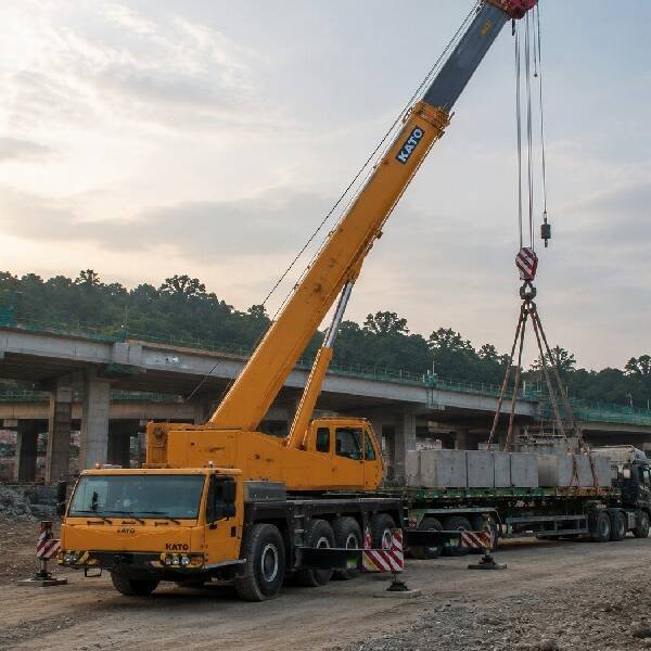 katocrane-rental-img-1